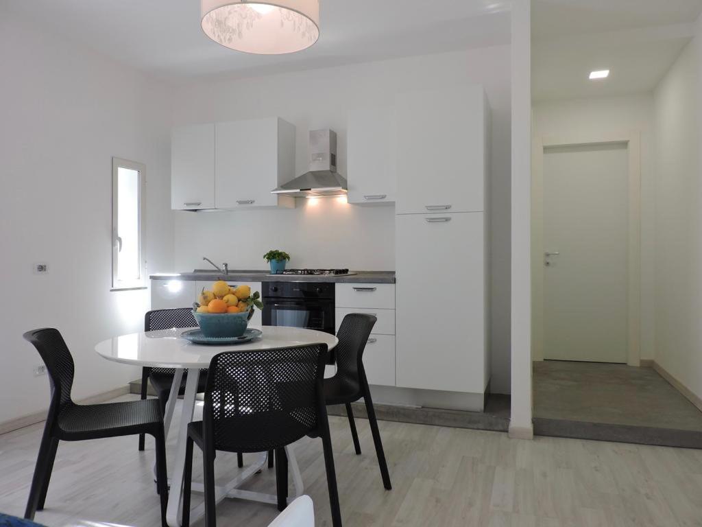 Manzoni 46 - Ospitalita Siciliana Bed & Breakfast Milazzo Luaran gambar